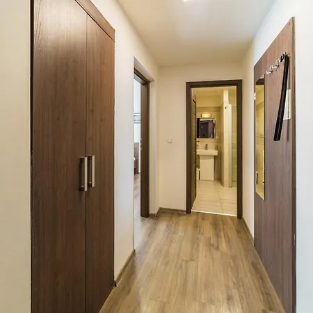 Old Town 2d Apartment *